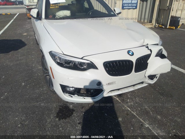 Photo 5 VIN: WBA2J3C54KVD49375 - BMW 2 