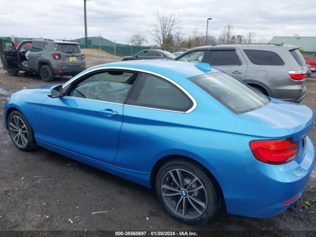 Photo 2 VIN: WBA2J3C5XJVA52383 - BMW 230I 