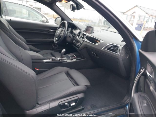 Photo 4 VIN: WBA2J3C5XJVA52383 - BMW 230I 