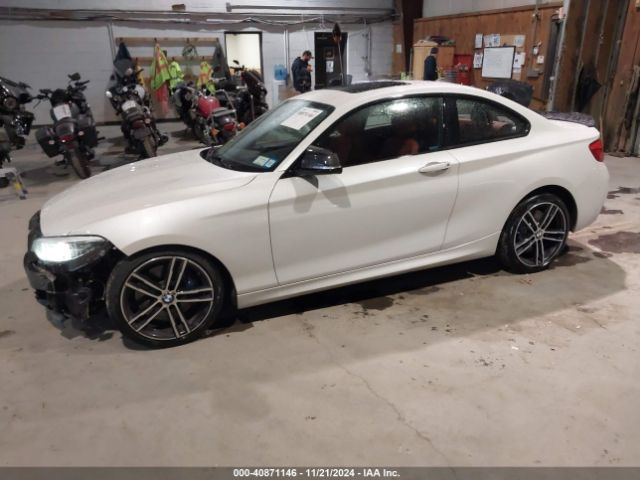 Photo 1 VIN: WBA2J7C5XJVD60807 - BMW M240I 