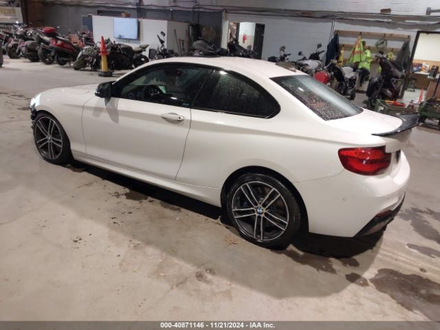 Photo 2 VIN: WBA2J7C5XJVD60807 - BMW M240I 