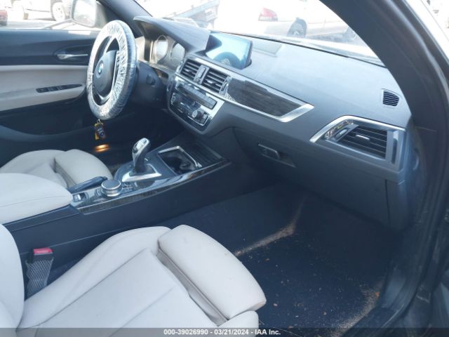 Photo 4 VIN: WBA2K1C5XJVB64456 - BMW 230I 