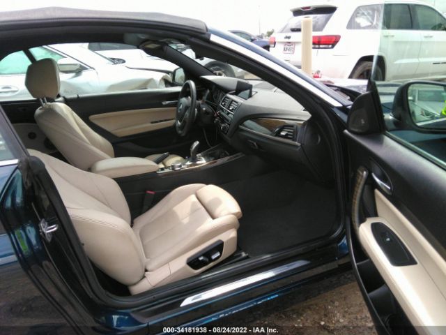 Photo 4 VIN: WBA2K9C3XH7A26413 - BMW 2 SERIES 