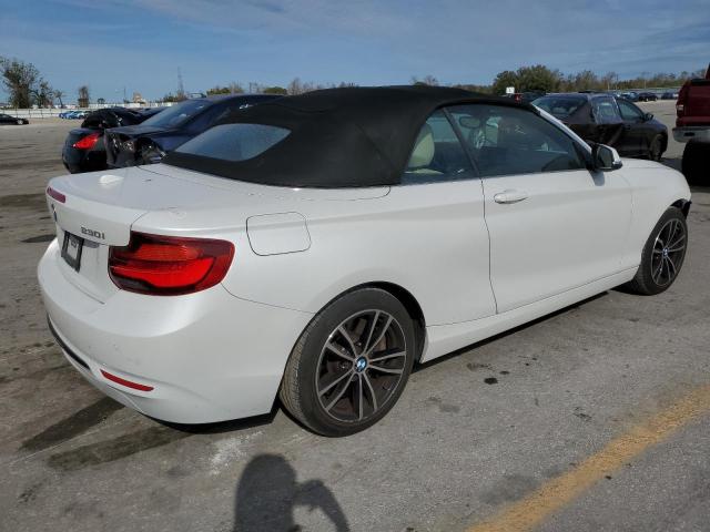 Photo 2 VIN: WBA2M7C04M7J27944 - BMW 230I 