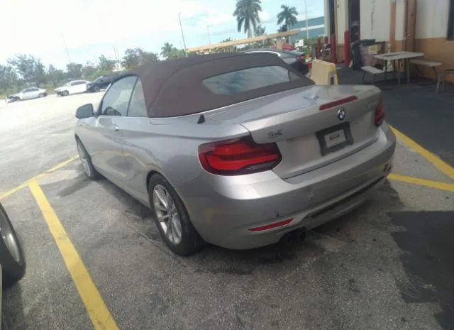 Photo 2 VIN: WBA2M7C07L7E10114 - BMW 2 SERIES 