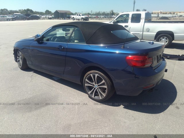 Photo 2 VIN: WBA2M7C55K7D12399 - BMW 2 