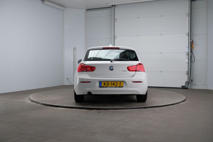 Photo 4 VIN: WBA2P51000P814556 - BMW 1 SERIE 