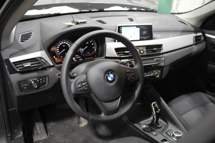 Photo 8 VIN: WBA31AA0003L74070 - BMW X1 SUV 