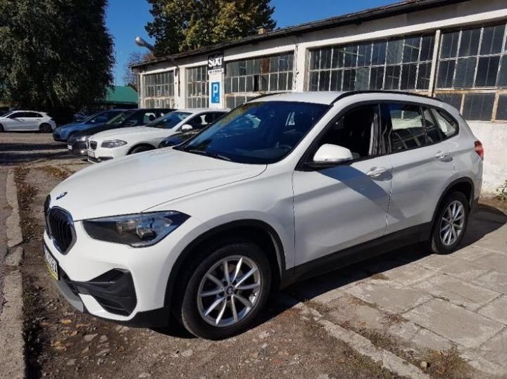 Photo 8 VIN: WBA31AA0305P02845 - BMW X1 SUV 