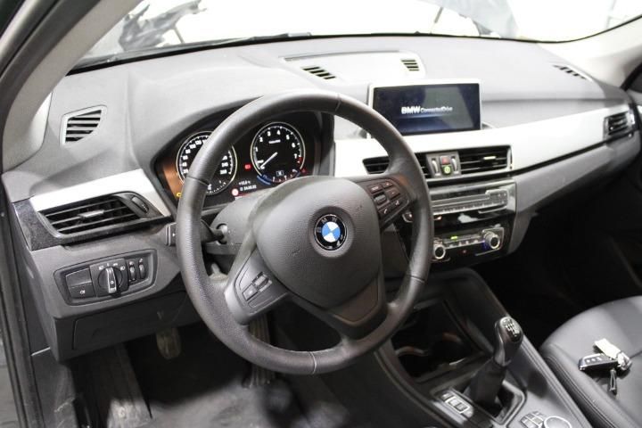 Photo 8 VIN: WBA31AA0603L53871 - BMW X1 SUV 