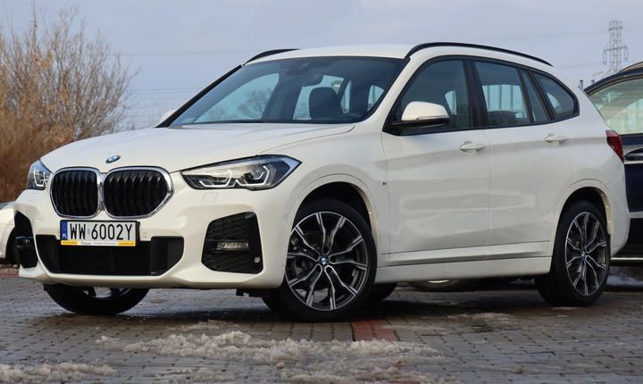 Photo 3 VIN: WBA31AA0X05U83849 - BMW X1 SUV 