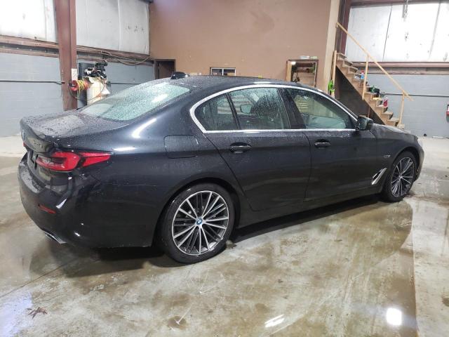 Photo 2 VIN: WBA33AG00NCK57985 - BMW 530XE 