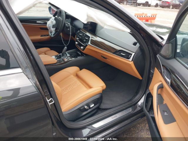 Photo 4 VIN: WBA33AG06PCM30685 - BMW 530E 