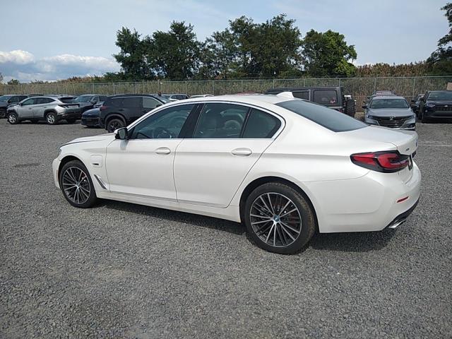 Photo 2 VIN: WBA33AG08PCM49416 - BMW 530XE 