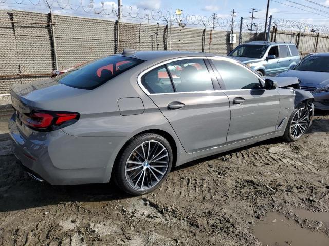 Photo 2 VIN: WBA33AG09NCK96087 - BMW 530XE 