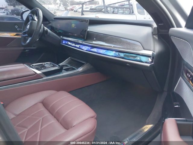 Photo 4 VIN: WBA33EJ03PCL84216 - BMW 760I 