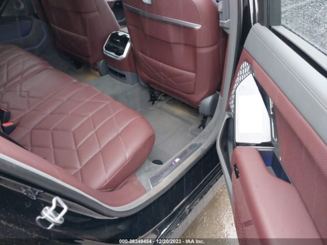 Photo 7 VIN: WBA33EJ04PCM41457 - BMW 760I 