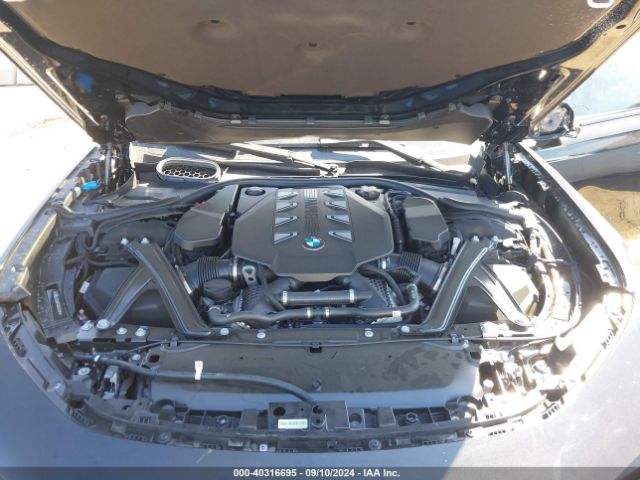 Photo 9 VIN: WBA33EJ04RCR92250 - BMW 760I 