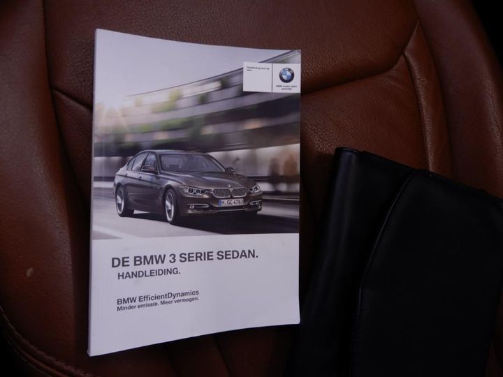 Photo 19 VIN: WBA3A51070F232272 - BMW 3 SERIE SEDAN 