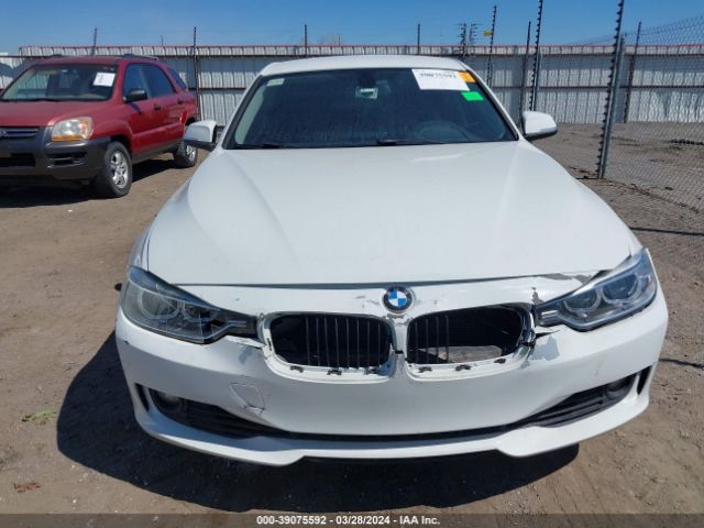 Photo 5 VIN: WBA3A5C50DF453002 - BMW 328I 