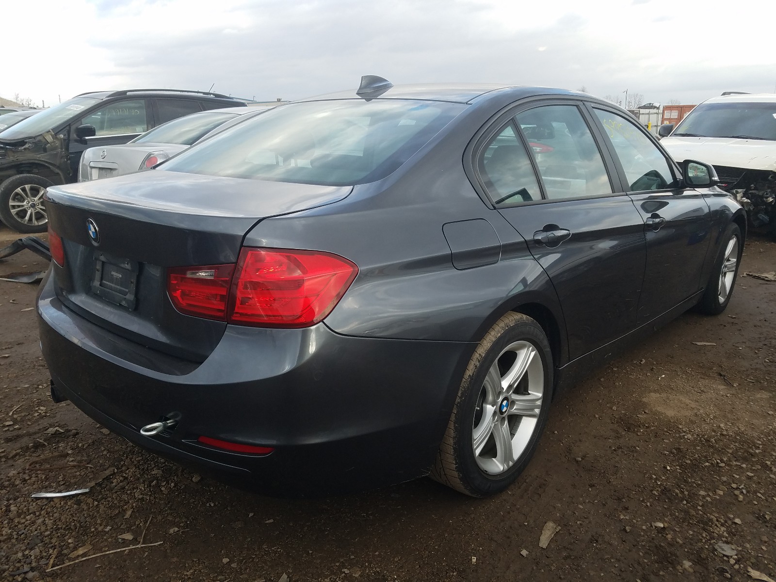 Photo 3 VIN: WBA3A5C50DF453064 - BMW 328 I 