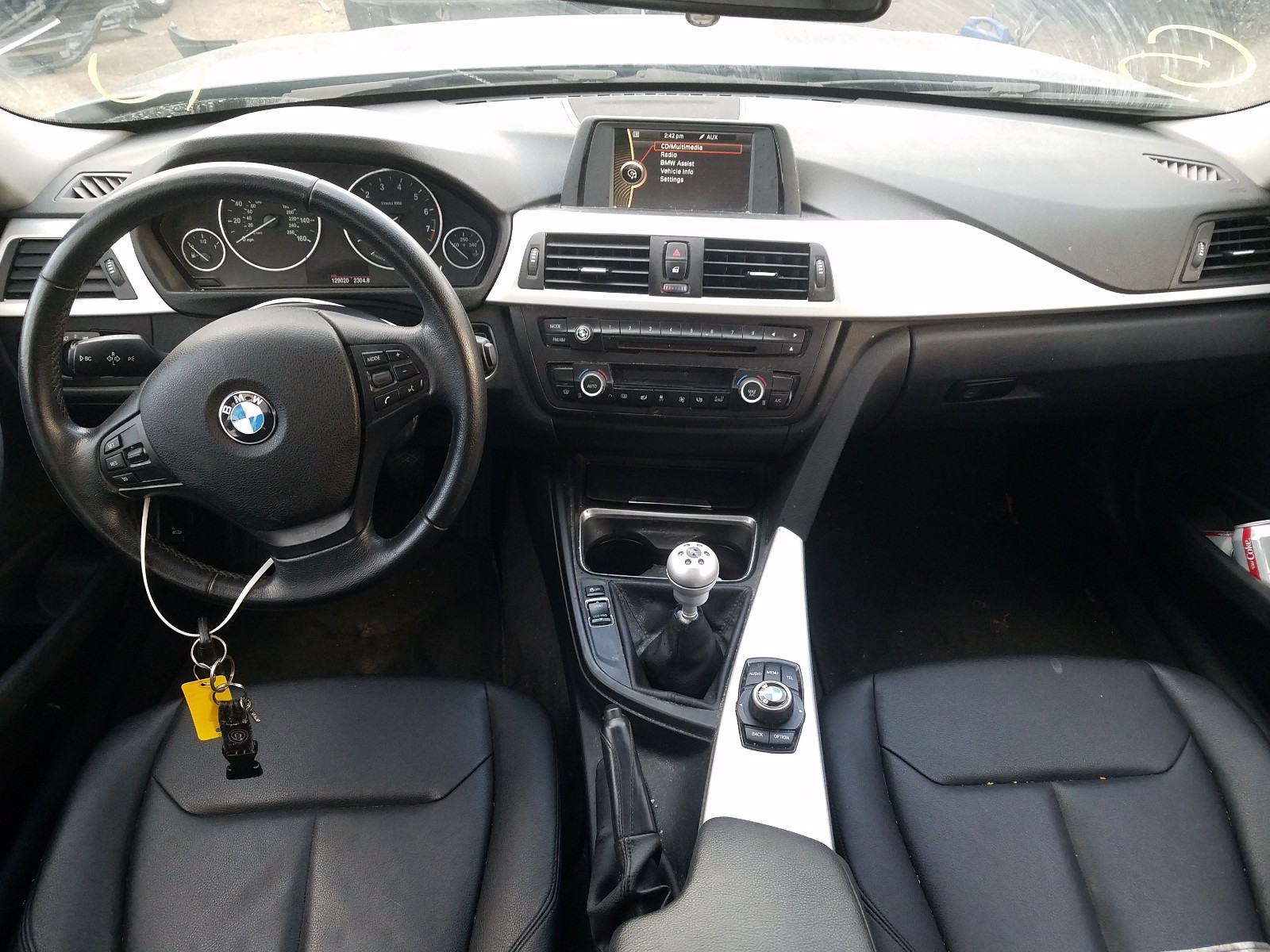 Photo 8 VIN: WBA3A5C50DF453064 - BMW 328 I 