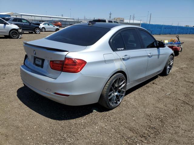 Photo 3 VIN: WBA3A5C50DF602251 - BMW 328 I 