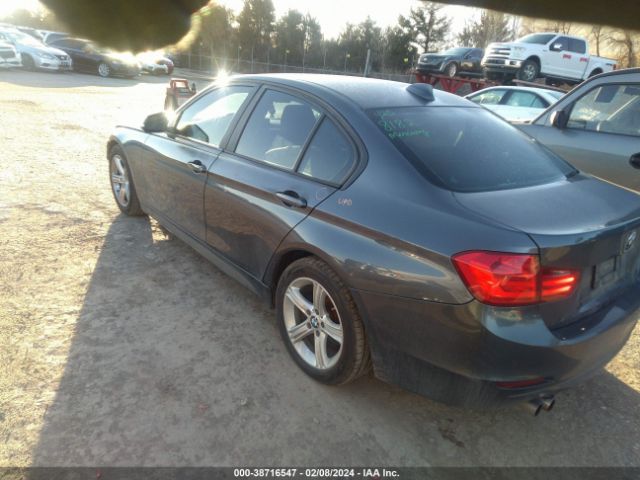 Photo 2 VIN: WBA3A5C50EF605281 - BMW 328I 