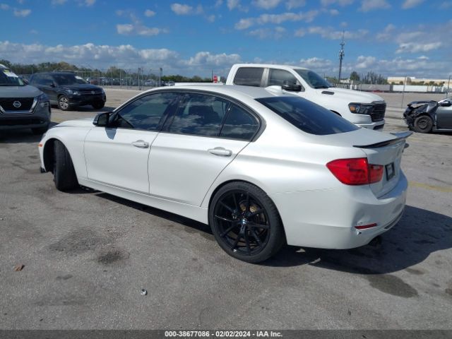 Photo 2 VIN: WBA3A5C50EP602181 - BMW 328I 