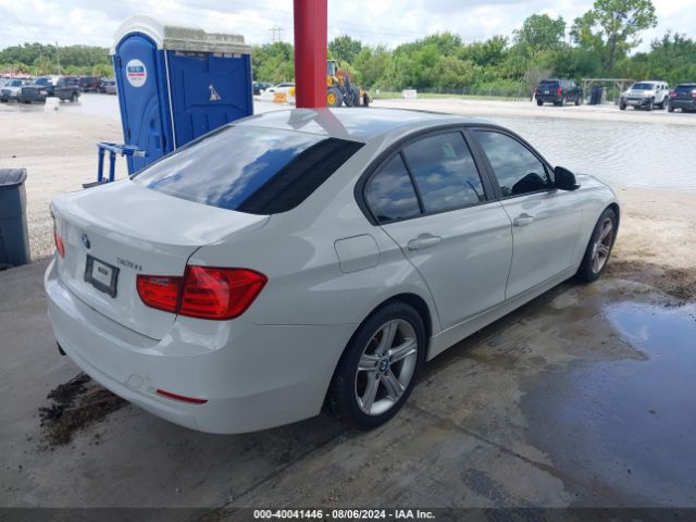 Photo 3 VIN: WBA3A5C50FF608991 - BMW 328I 