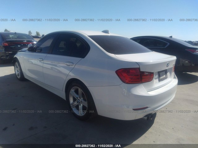 Photo 2 VIN: WBA3A5C51CF259528 - BMW 3 