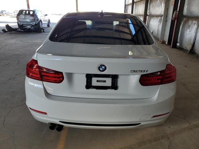 Photo 5 VIN: WBA3A5C51DF357458 - BMW 3 SERIES 