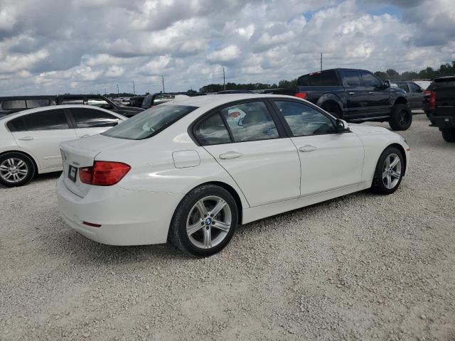 Photo 2 VIN: WBA3A5C51DJ462661 - BMW 328 I 