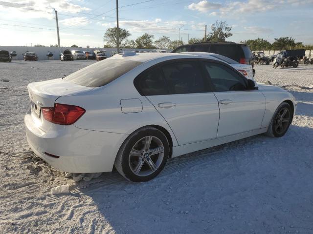 Photo 2 VIN: WBA3A5C52CF258002 - BMW 328 I 