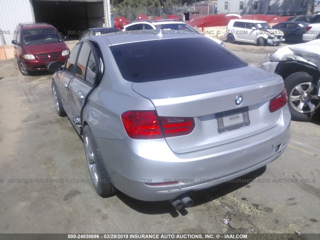 Photo 2 VIN: WBA3A5C52CF340280 - BMW 3 