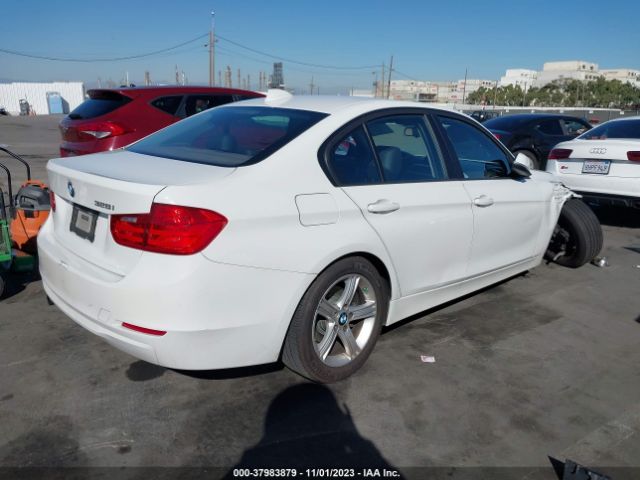 Photo 3 VIN: WBA3A5C52CF341557 - BMW 328I 