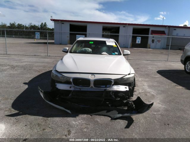 Photo 5 VIN: WBA3A5C52CF342840 - BMW 3 SERIES 