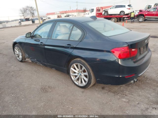 Photo 2 VIN: WBA3A5C52CF350081 - BMW 328I 