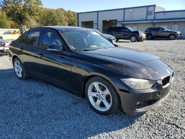 Photo 3 VIN: WBA3A5C52DF351605 - BMW 3 SERIES 