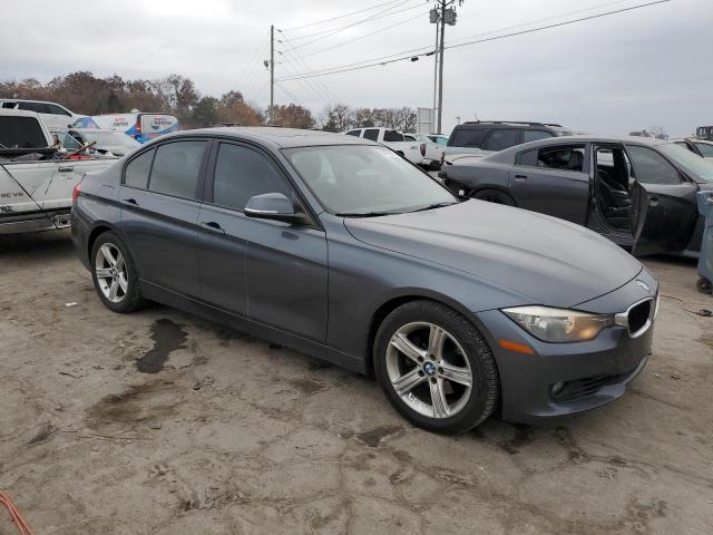 Photo 3 VIN: WBA3A5C52DF355797 - BMW 3 SERIES 