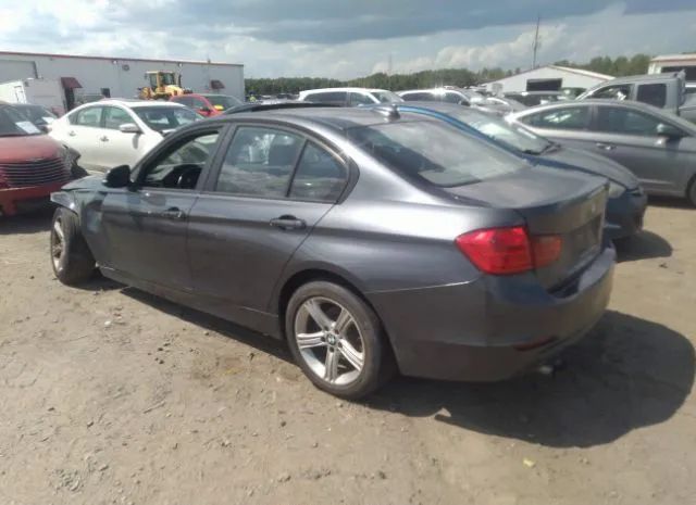 Photo 2 VIN: WBA3A5C52DF355864 - BMW 3 SERIES 