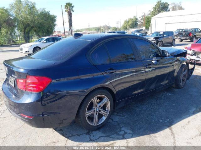 Photo 3 VIN: WBA3A5C52DF603076 - BMW 328I 