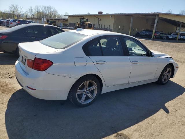 Photo 2 VIN: WBA3A5C52EF605301 - BMW 3 SERIES 