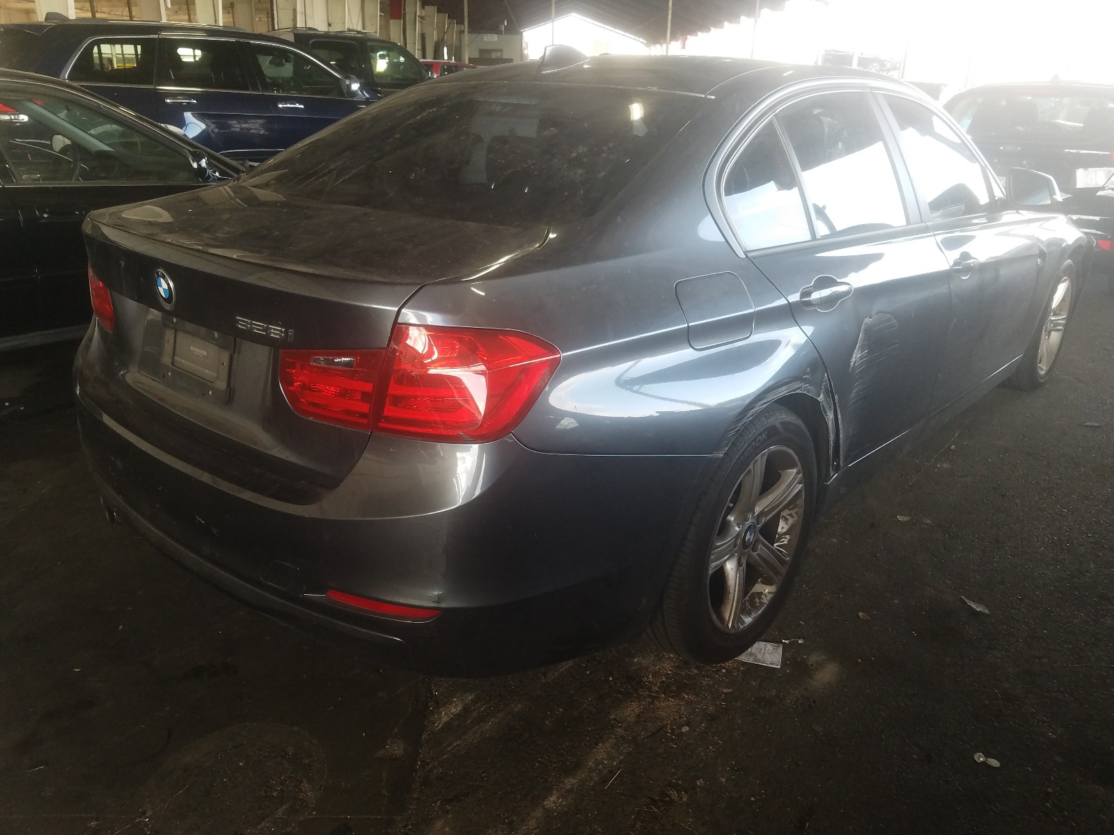 Photo 3 VIN: WBA3A5C52EP601677 - BMW 328 I 