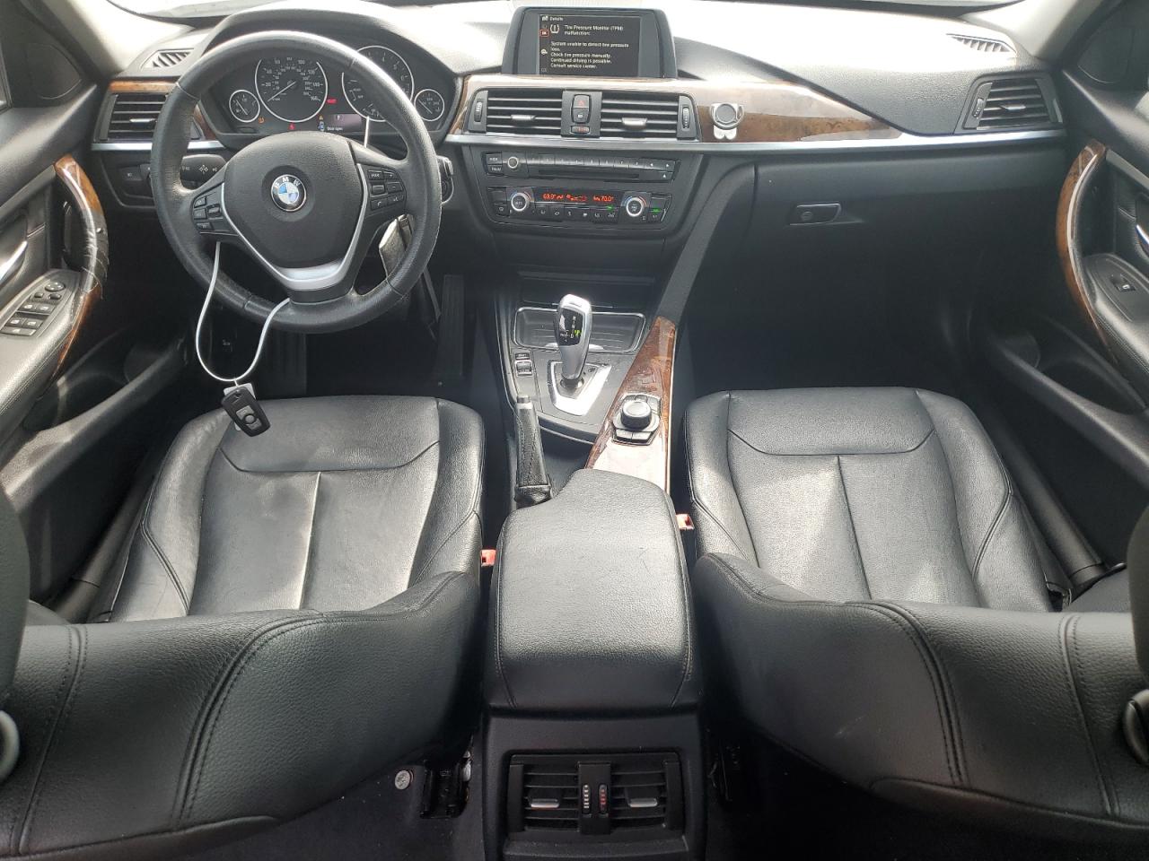 Photo 7 VIN: WBA3A5C52EP602571 - BMW 3ER 