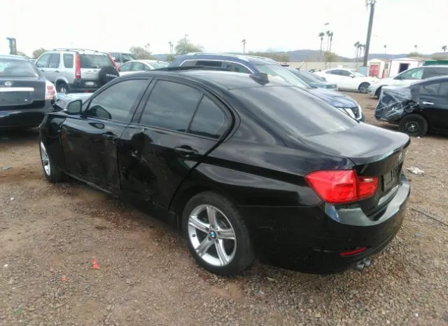 Photo 2 VIN: WBA3A5C52FF606658 - BMW 3 SERIES 