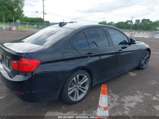 Photo 3 VIN: WBA3A5C52FF609429 - BMW 328I 