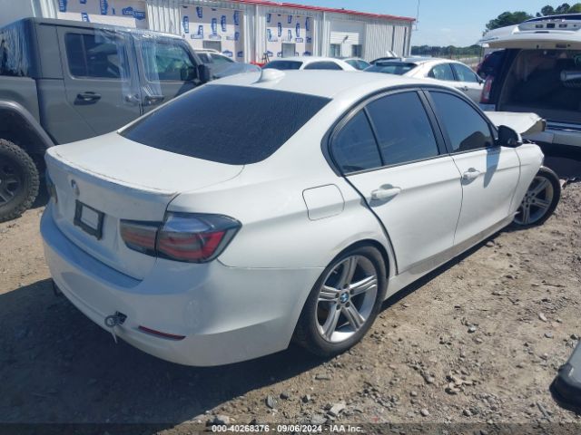 Photo 3 VIN: WBA3A5C52FF609446 - BMW 328I 