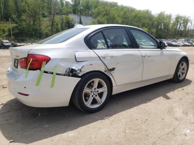 Photo 2 VIN: WBA3A5C52FF610015 - BMW 3 SERIES 