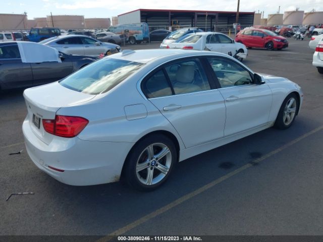 Photo 3 VIN: WBA3A5C52FP603995 - BMW 328I 